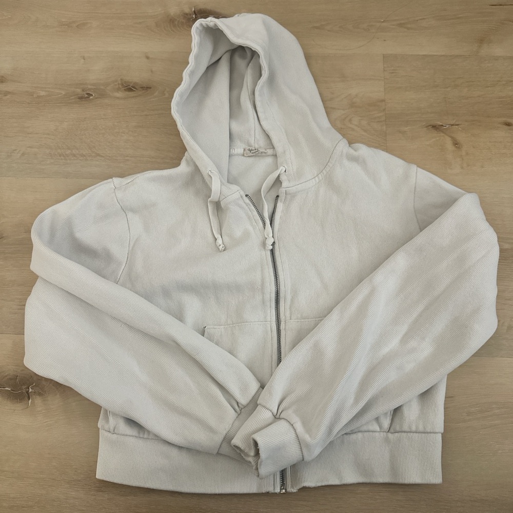 Brandy Melville Cropped White Zip-Up Hoodie